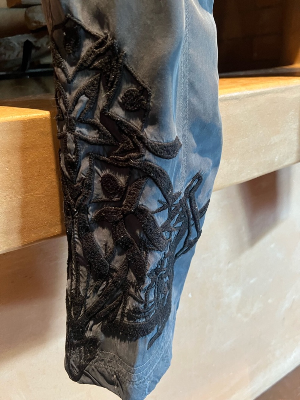 Pete&Greta Y2K vintage cargo pants . Dark Teal blue with embroidery on both legs - Picture 3 of 5